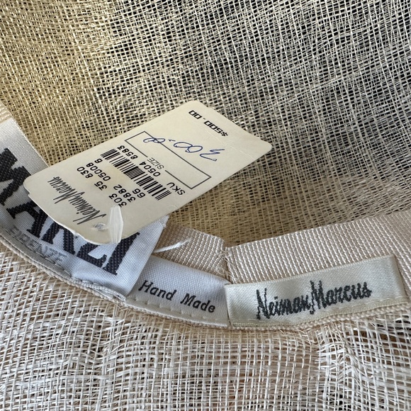 VINTAGE 1960s Marzi Firenze for Neiman Marcus Champagne Straw Church Derby Hat main image 5
